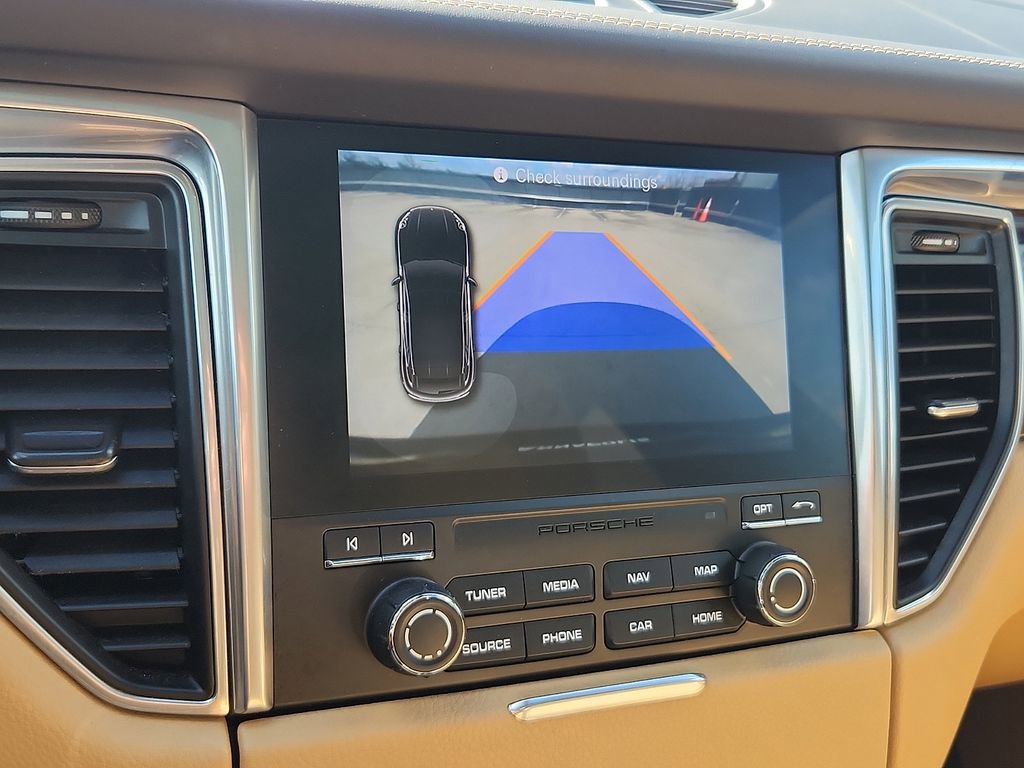 Used 2018 Porsche Macan Sport Edition image 18