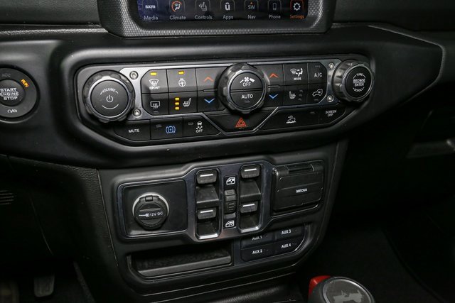 Used 2021 Jeep Wrangler Unlimited Sahara w/ Cold Weather Group image 27