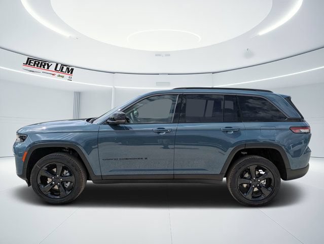New 2026 Jeep Grand Cherokee Limited w/ Limited Altitude Package RWD image 6