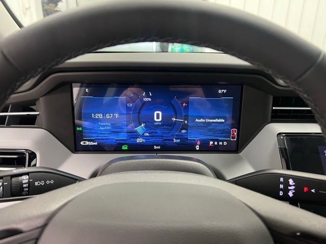 New 2027 Chevrolet Bolt LT w/ Comfort Package FWD image 8