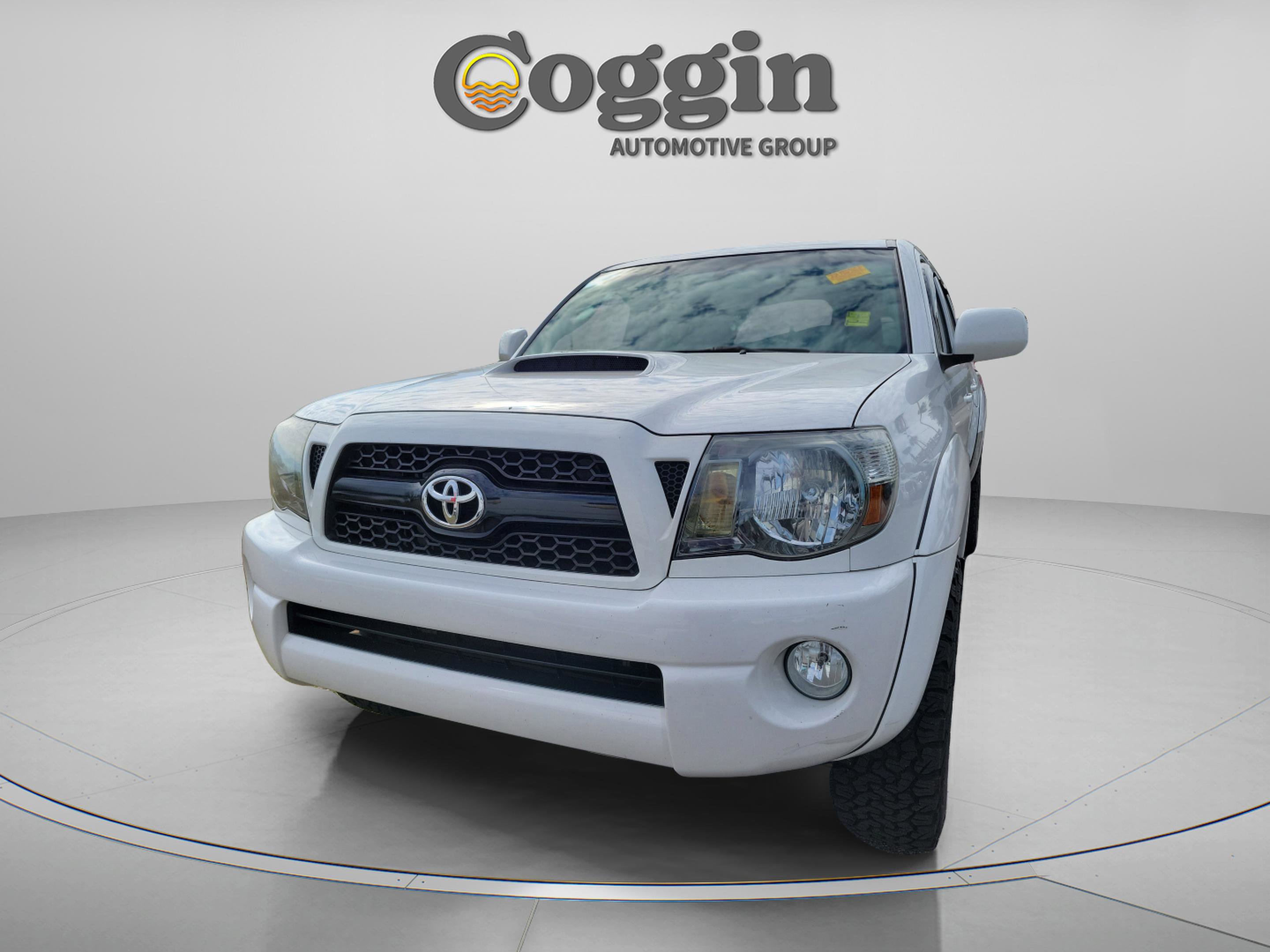 Used 2011 Toyota Tacoma PreRunner image 16