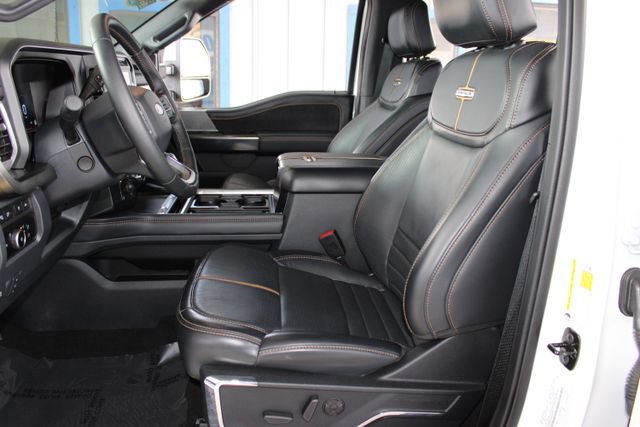 Used 2024 Ford F250 Platinum w/ FX4 Off-Road Package AWD/4WD image 24