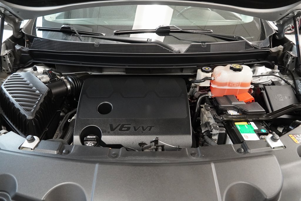 Used 2019 Chevrolet Traverse LT image 18