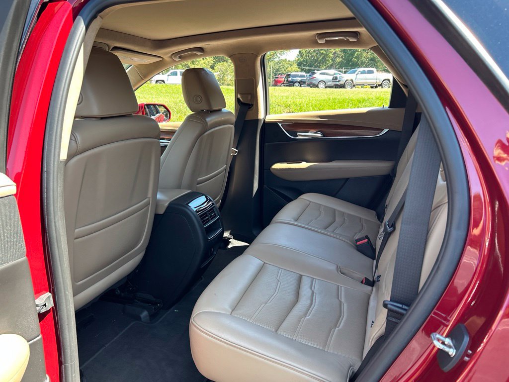 Used 2019 Cadillac XT5 Platinum AWD/4WD image 44