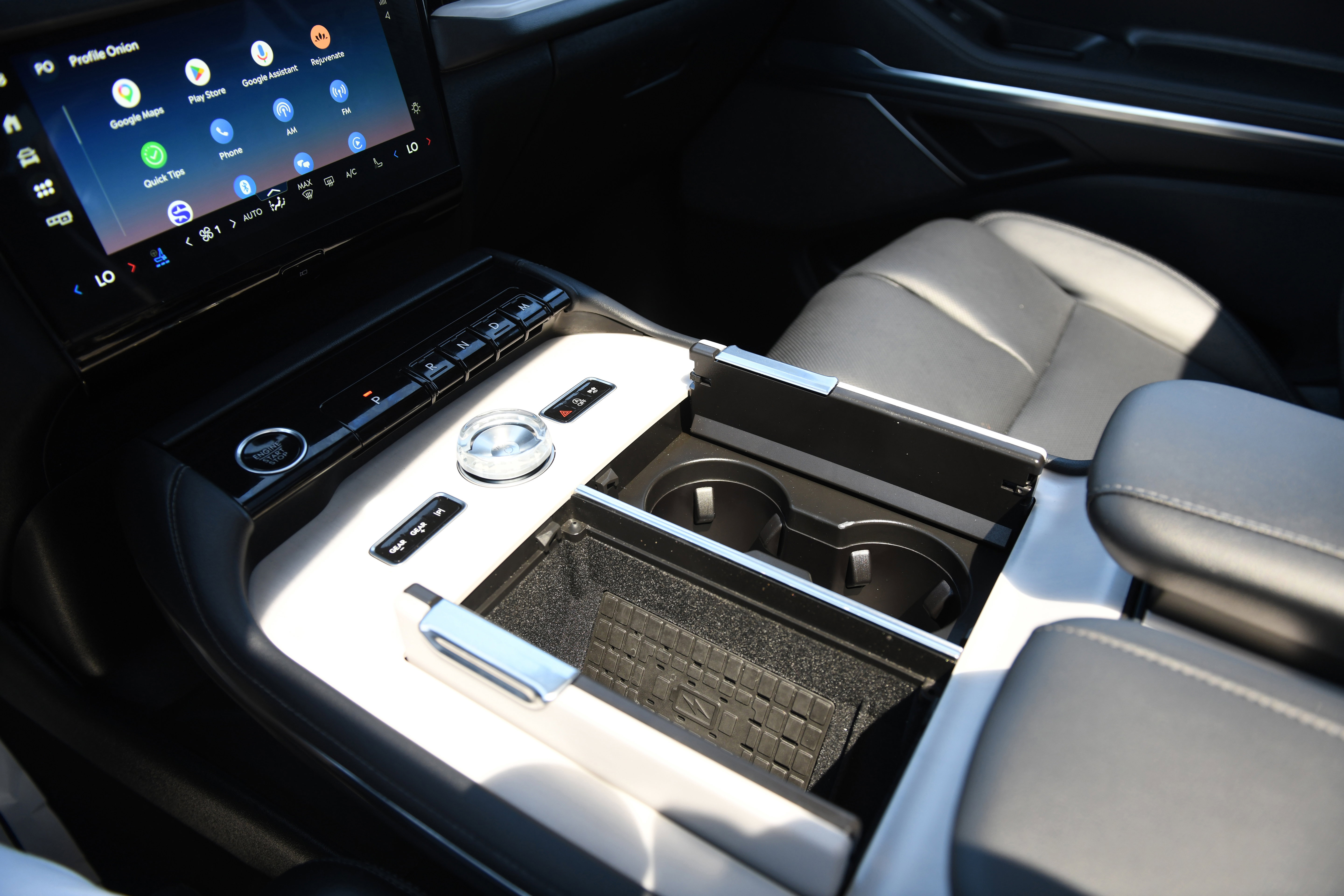 Used 2025 Lincoln Navigator Reserve w/ Jet Appearance Package image 28