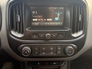 Used 2018 Chevrolet Colorado W/T w/ WT Convenience Package image 9