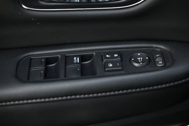 Used 2021 Honda HR-V EX-L image 16