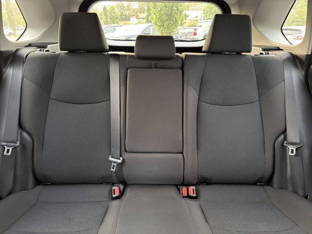 Used 2025 Toyota RAV4 LE AWD/4WD image 25
