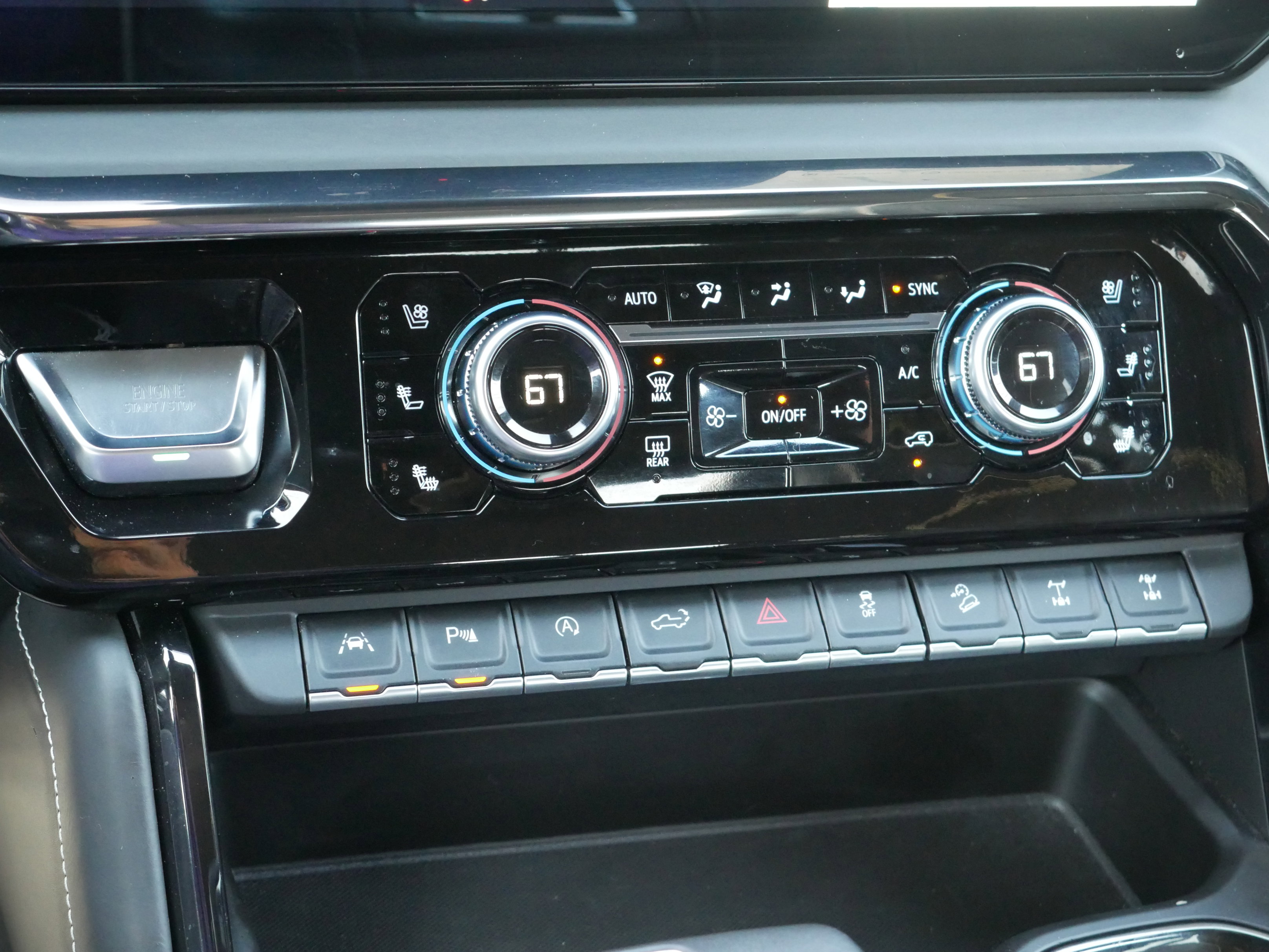 Used 2022 GMC Sierra 1500 AT4X image 15