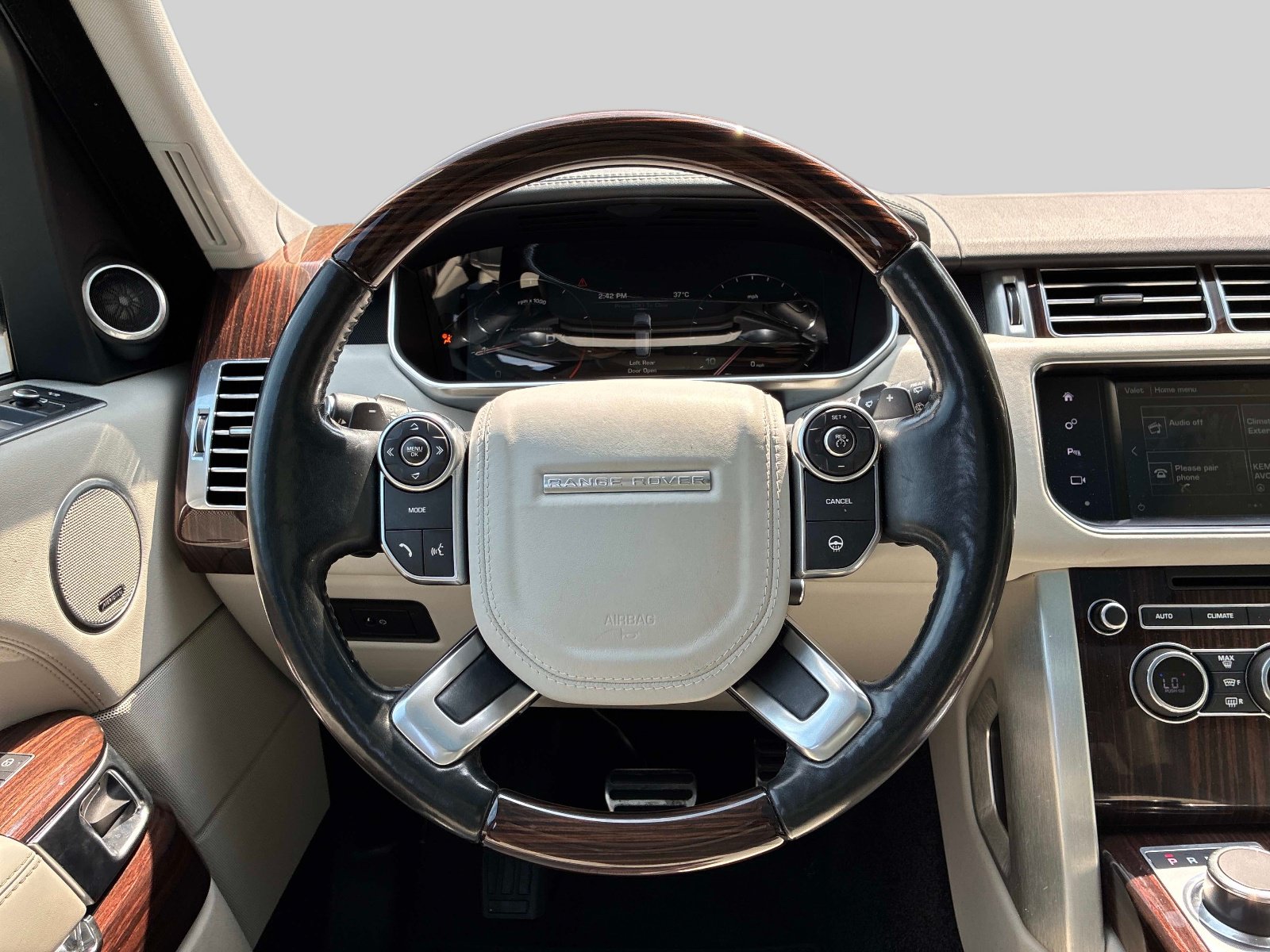 Used 2016 Land Rover Range Rover Supercharged AWD/4WD image 21