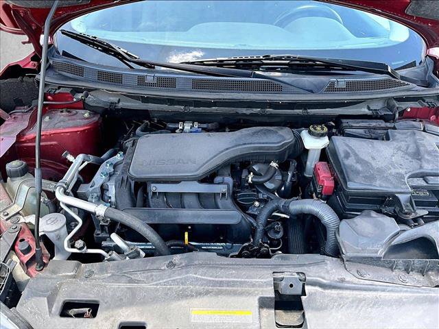 Used 2022 Nissan Rogue Sport SV FWD image 11