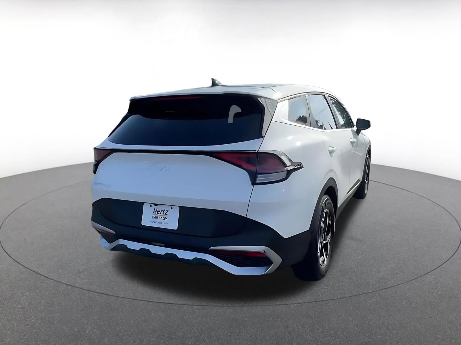 Used 2025 Kia Sportage LX image 14