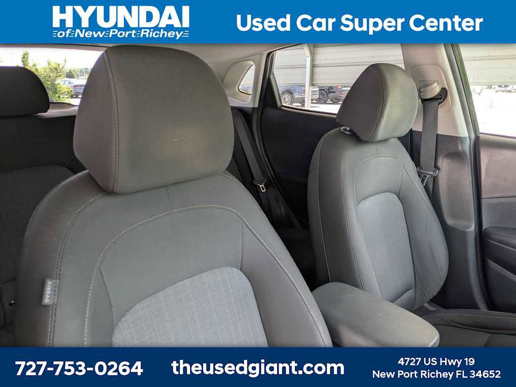 Certified 2022 Hyundai Kona SEL w/ Cargo Package image 6