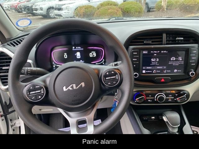 Used 2023 Kia Soul LX image 8