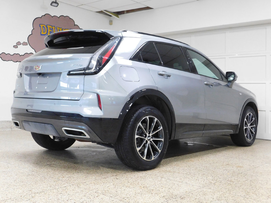 Used 2024 Cadillac XT4 Sport AWD/4WD image 4