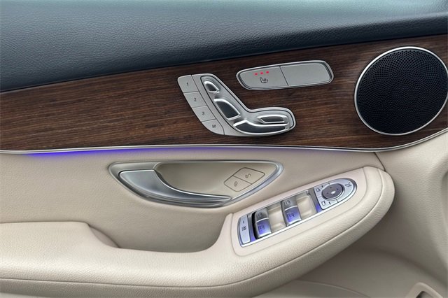 Used 2022 Mercedes-Benz GLC 300 image 11