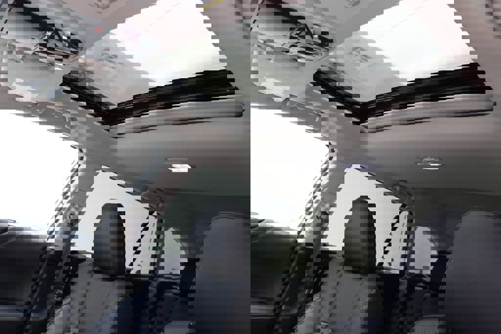 Used 2023 Subaru Outback Limited XT image 18