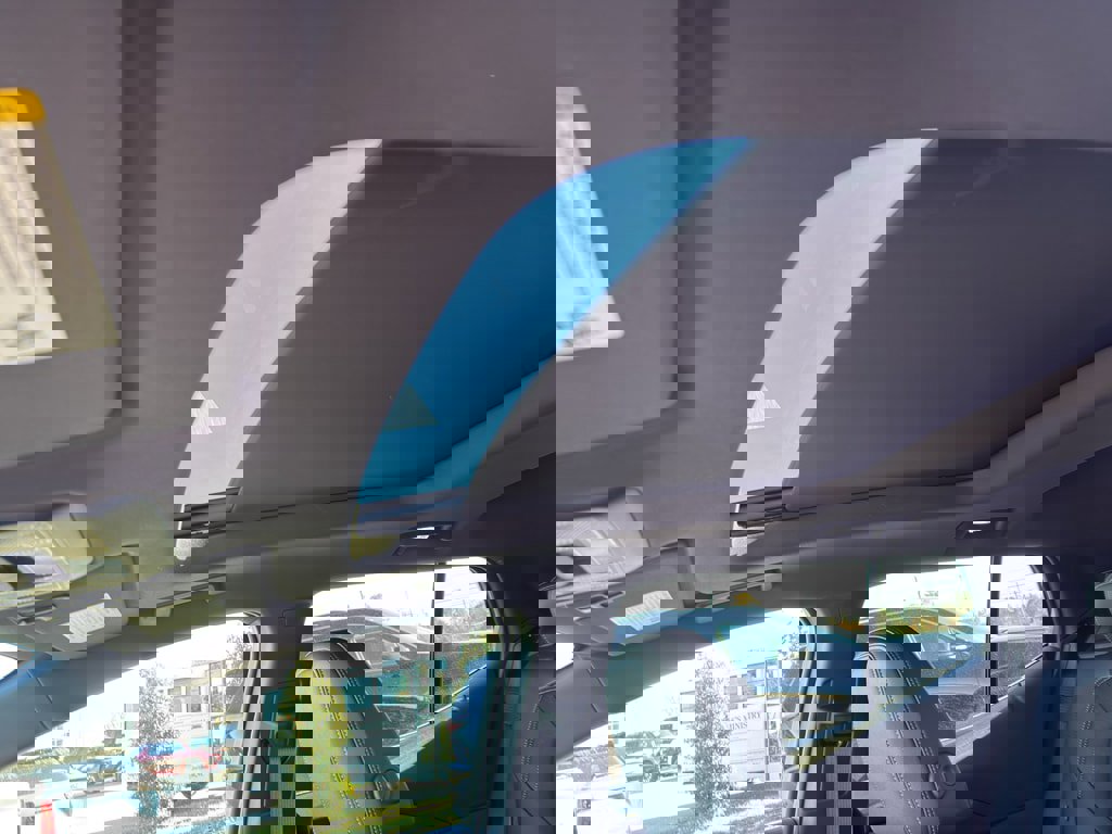 New 2026 Chevrolet Equinox EV LT image 9