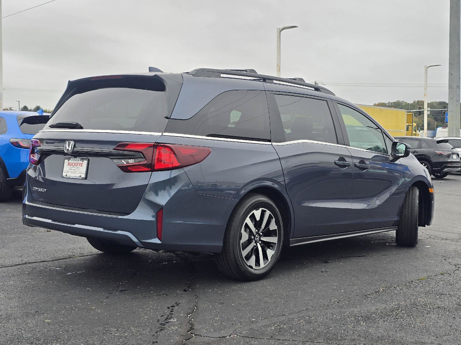 New 2027 Honda Odyssey EX-L image 7
