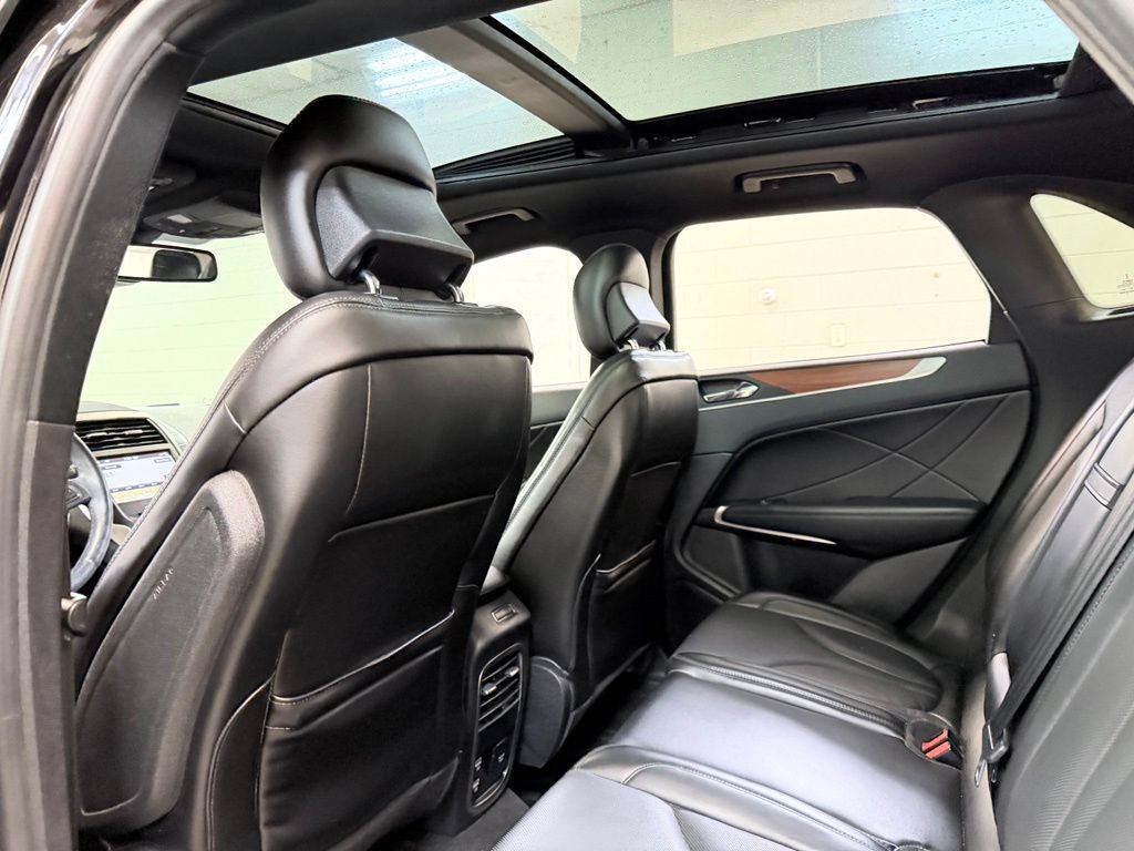 Used 2019 Lincoln MKC Reserve w/ MKC Climate Package FWD image 20