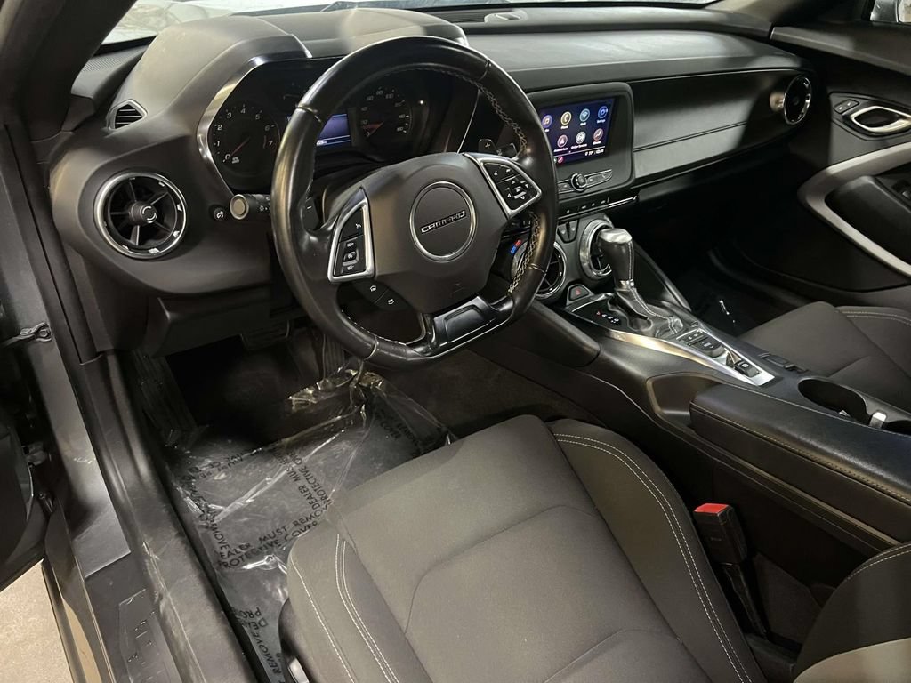 Used 2022 Chevrolet Camaro LT RWD image 3