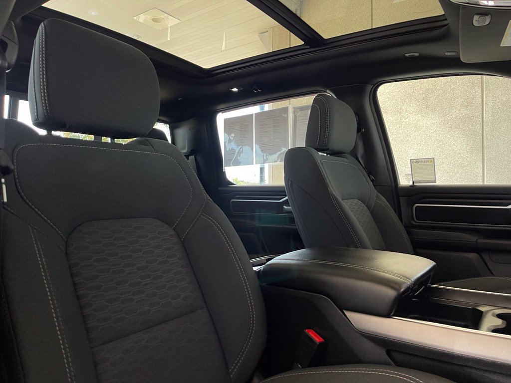 Used 2025 RAM 1500 Big Horn AWD/4WD image 14