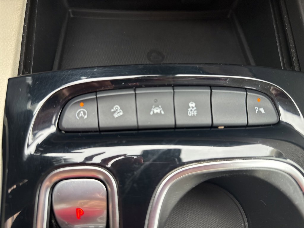 Used 2021 Buick Envision Avenir image 38