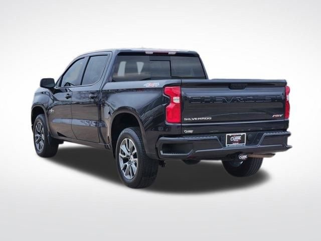 Used 2024 Chevrolet Silverado 1500 RST w/ Convenience Package II image 3