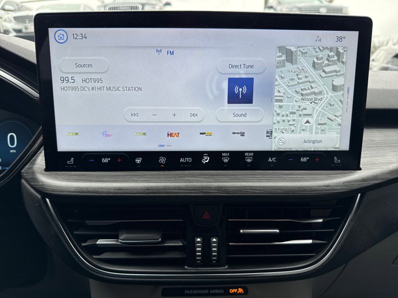 Used 2023 Ford Escape Platinum image 25