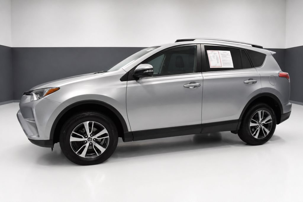 Used 2018 Toyota RAV4 XLE w/ Plus Extra Value Package FWD image 2