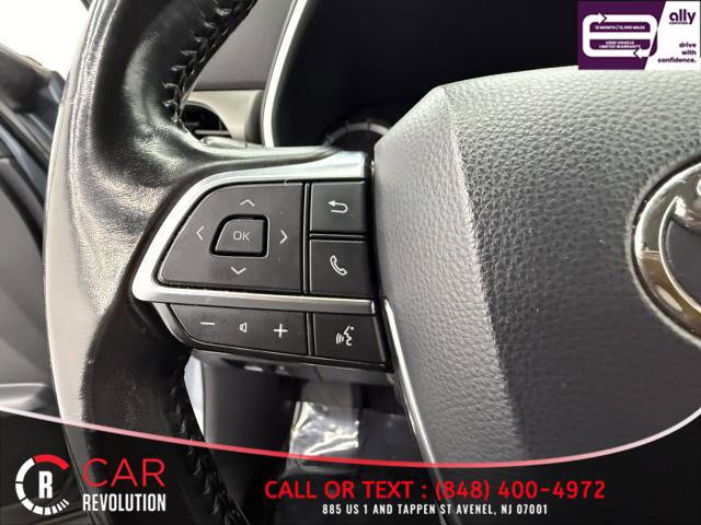 Used 2021 Toyota Highlander XLE image 20