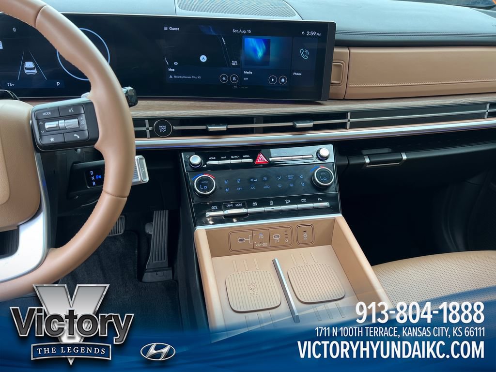 Used 2024 Hyundai Santa Fe Limited AWD/4WD image 17