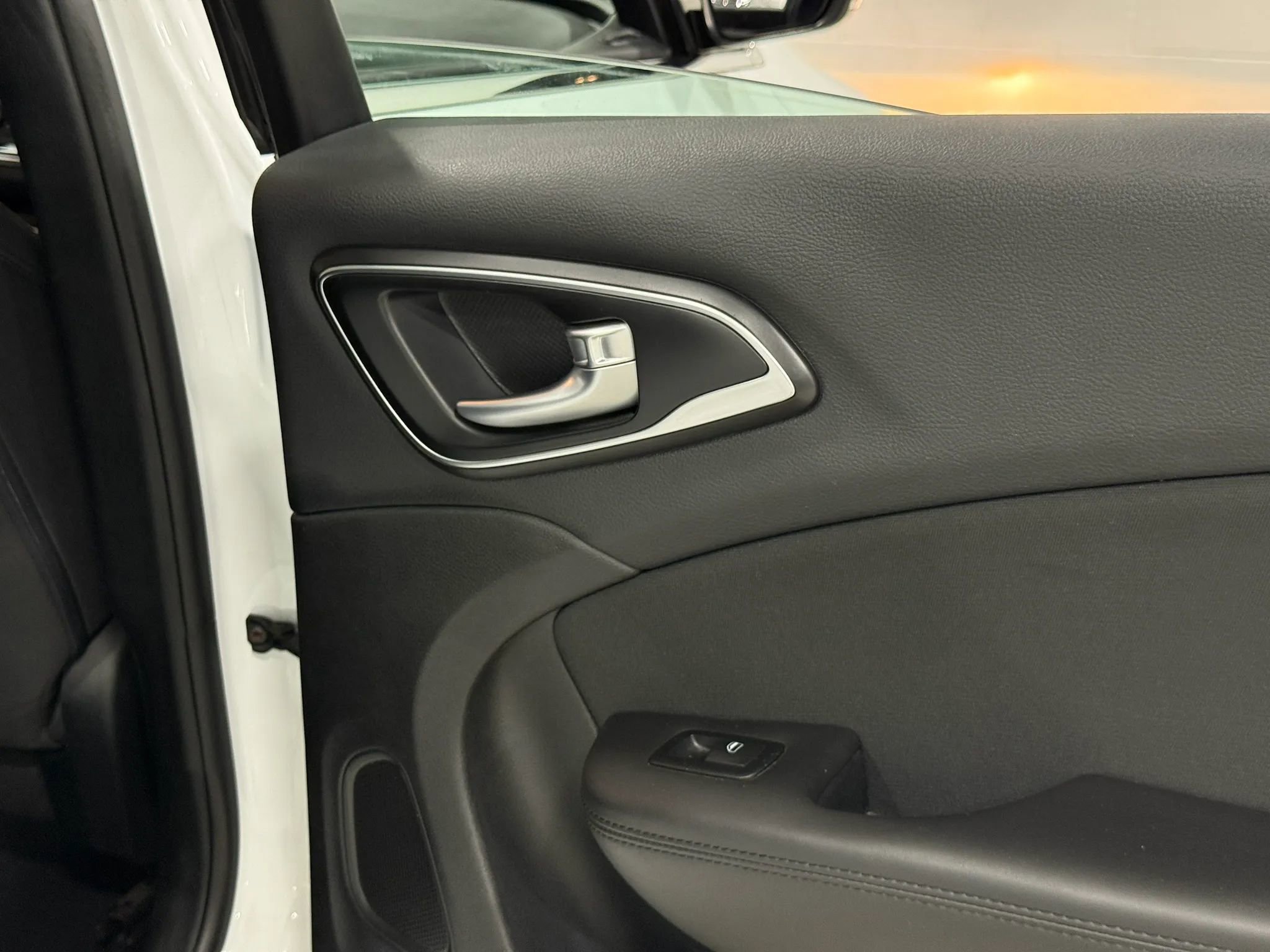 Used 2017 Chrysler 200 LX FWD image 47