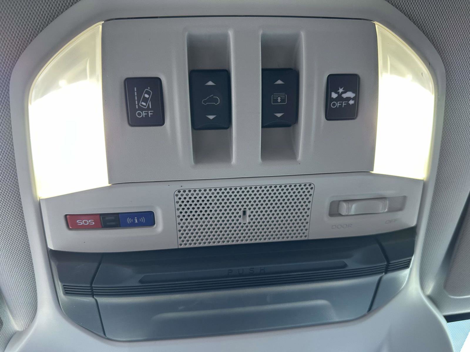 Used 2022 Subaru Ascent Touring w/ Popular Package #2A image 35