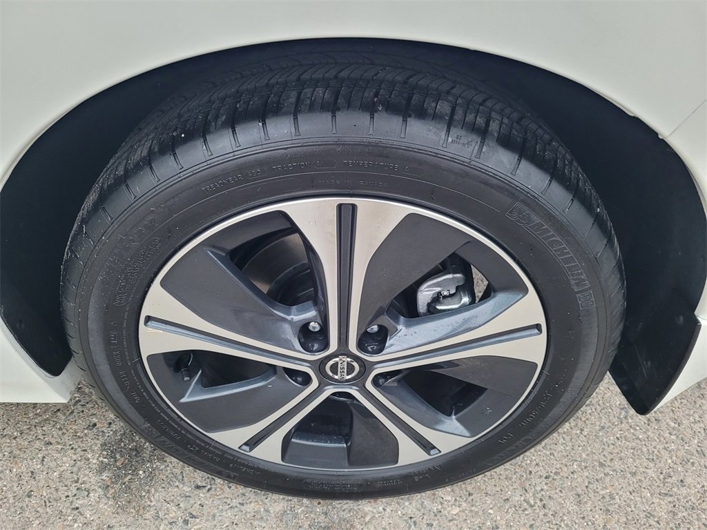 Used 2022 Nissan Leaf SV Plus image 25