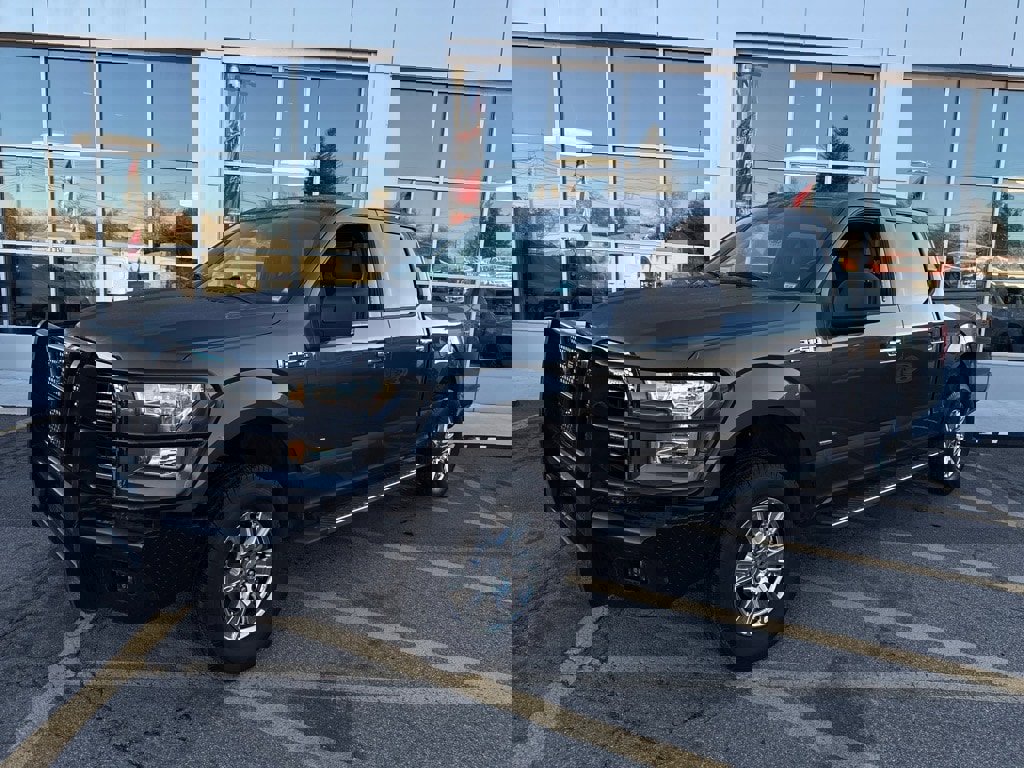 Used 2016 Ford F150 XLT w/ Equipment Group 302A Luxury