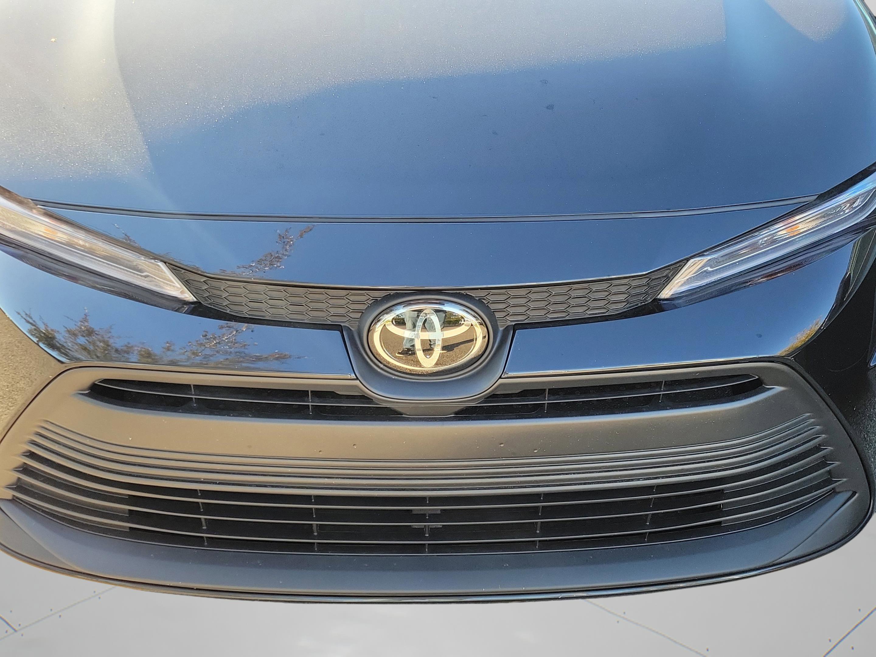 Certified 2025 Toyota Corolla LE image 11