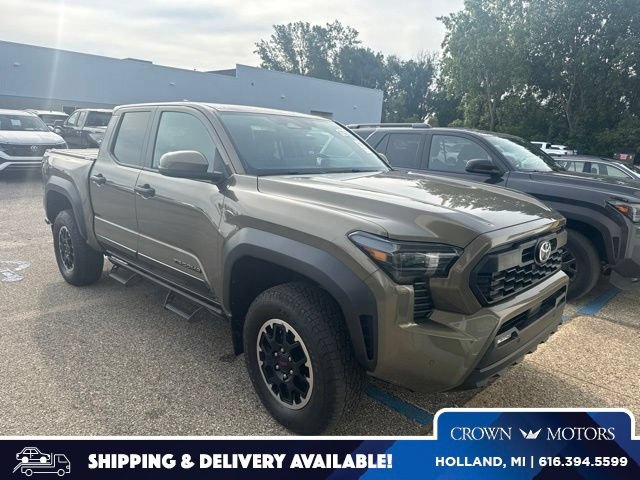 Used 2024 Toyota Tacoma TRD Off-Road w/ TRD Off Road Upgrade Package AWD/4WD video 1