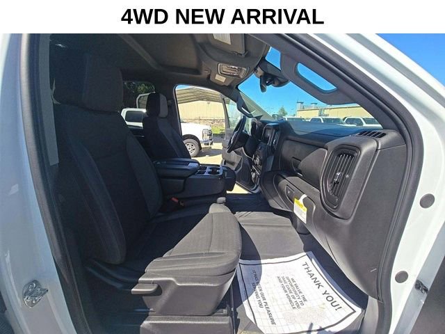 Used 2025 Chevrolet Silverado 2500 Custom w/ Custom Value Package AWD/4WD image 9