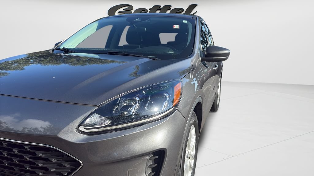 Used 2022 Ford Escape SE w/ Convenience Package FWD image 9