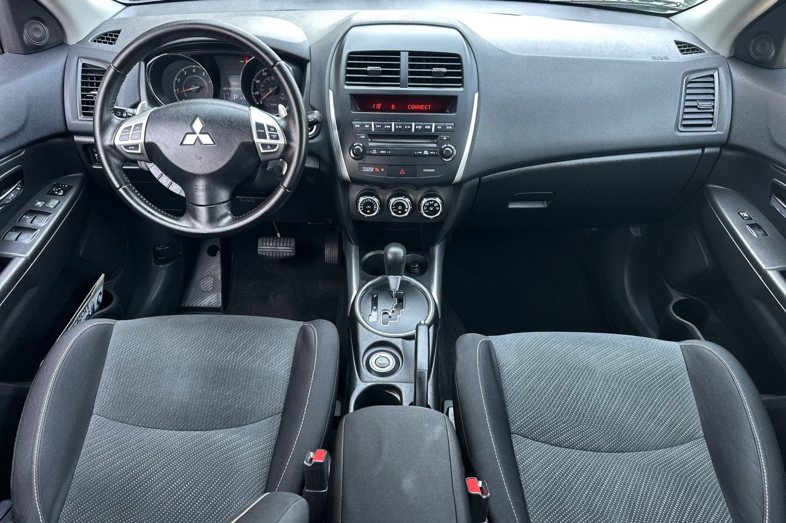 Used 2013 Mitsubishi Outlander Sport SE AWD/4WD image 13