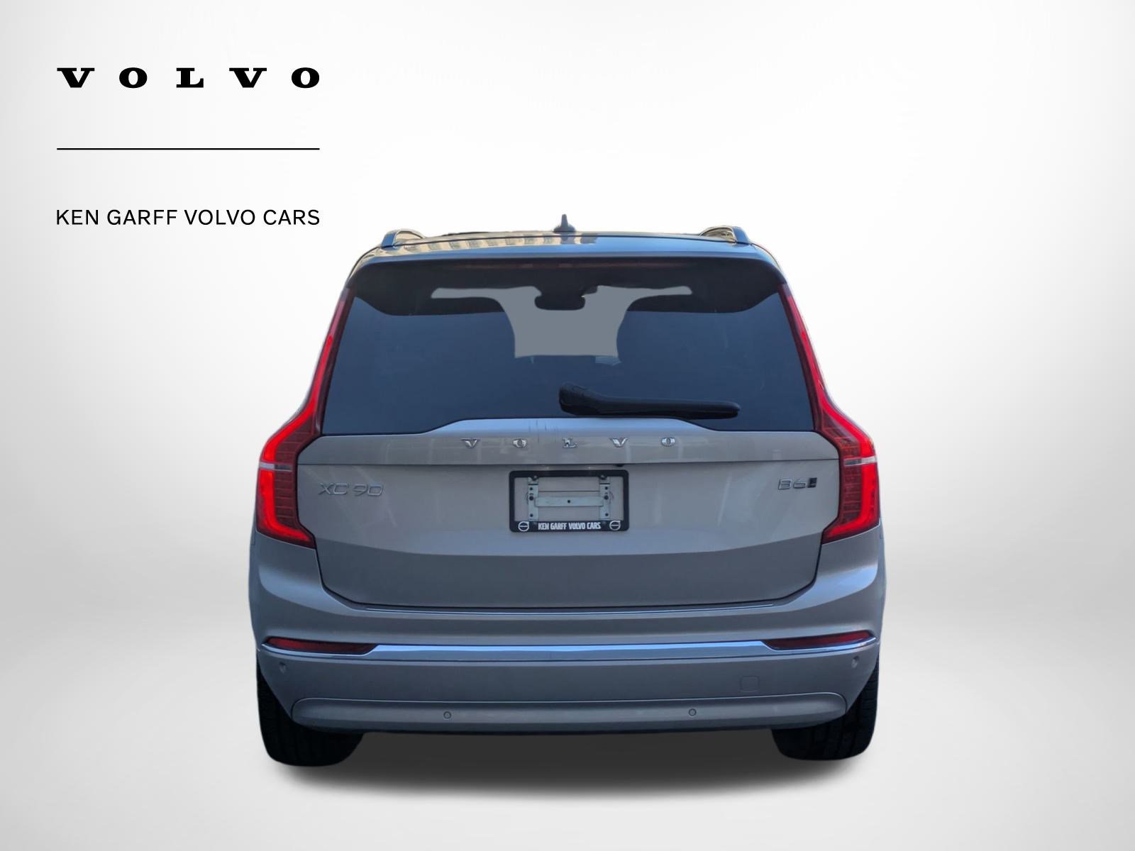 Used 2023 Volvo XC90 B6 Plus w/ Protection Package Premier image 4