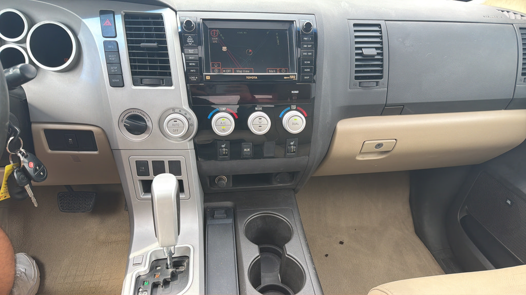 Used 2007 Toyota Tundra Limited AWD/4WD image 5
