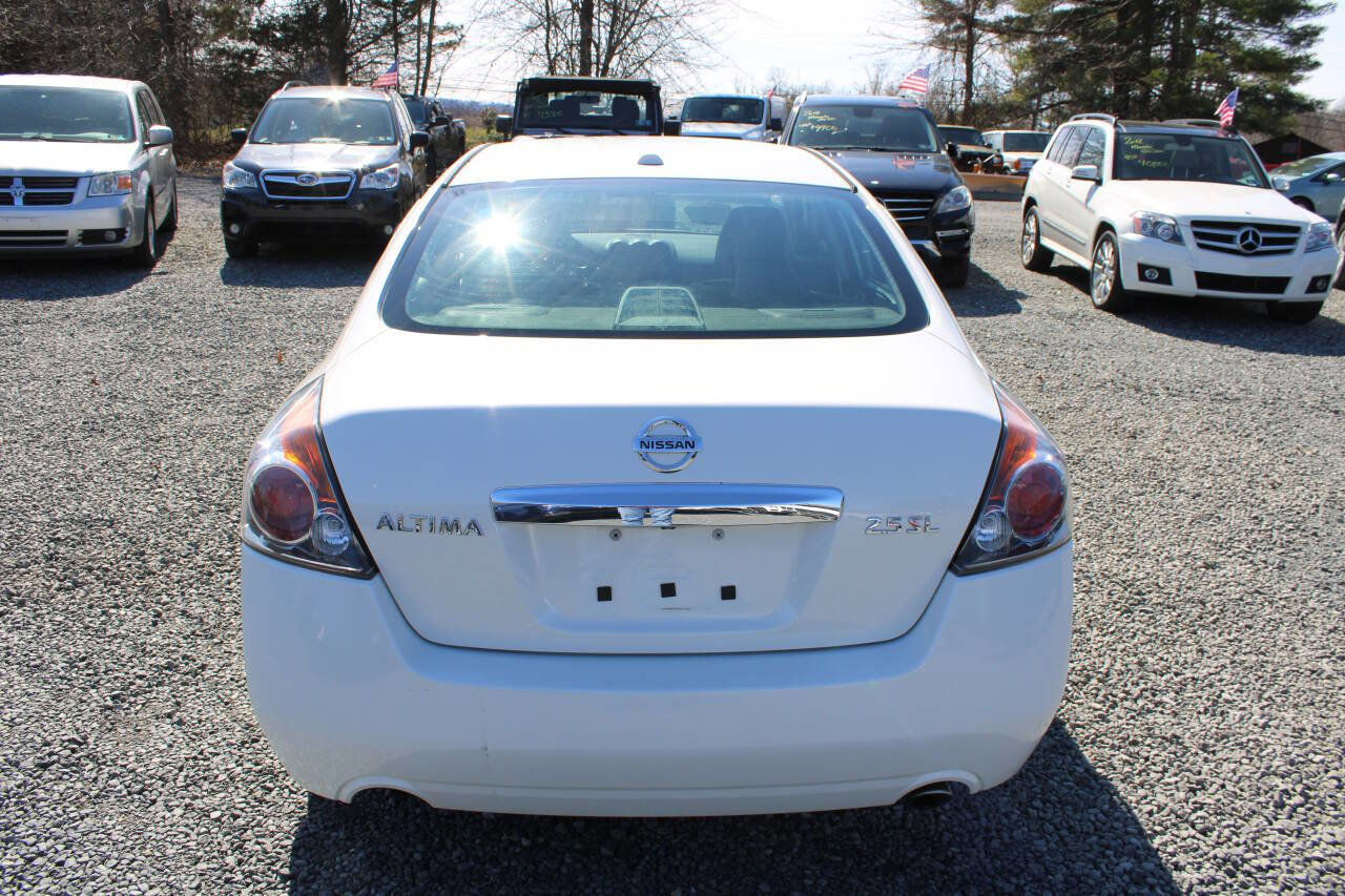 Used 2010 Nissan Altima 2.5 SL w/ SL Pkg image 8