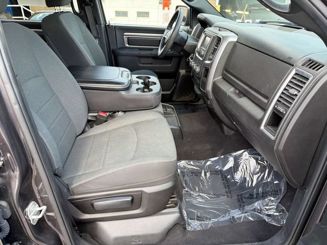 Used 2024 RAM 1500 Warlock AWD/4WD image 26
