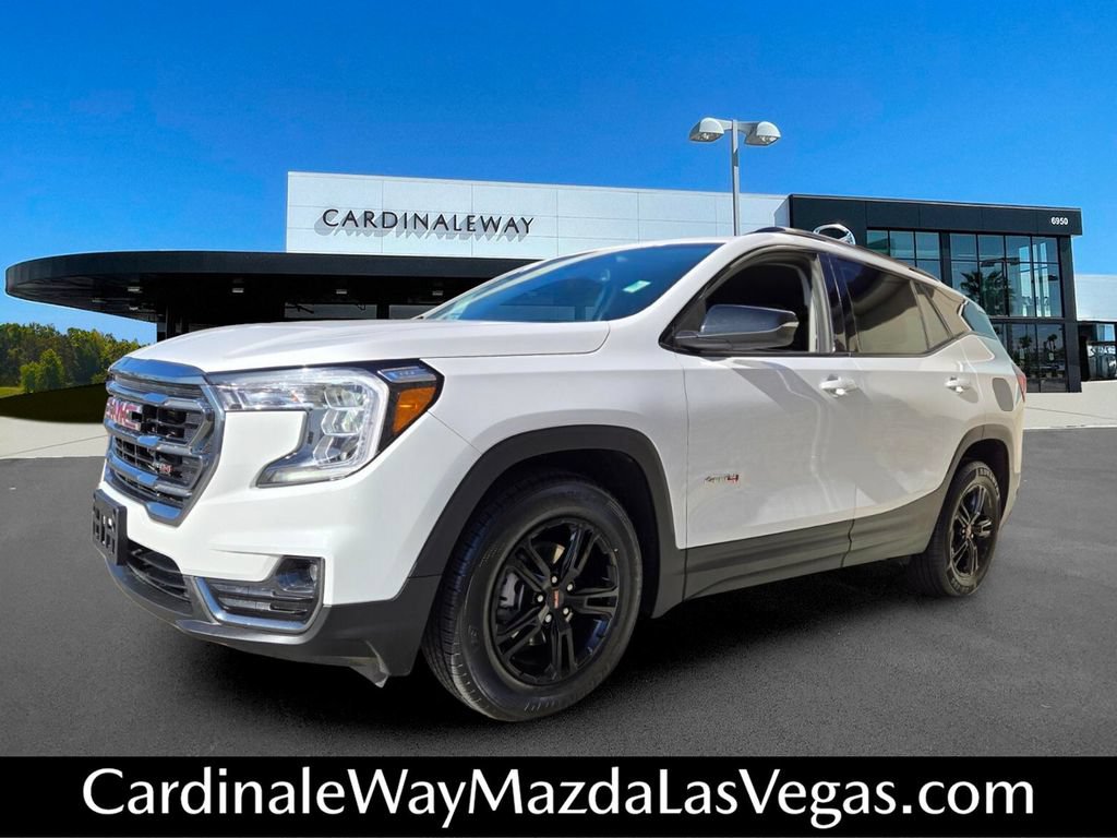 Used 2024 GMC Terrain AT4 AWD/4WD image 2