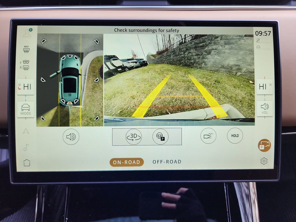 Used 2026 Land Rover Range Rover Sport SE image 22