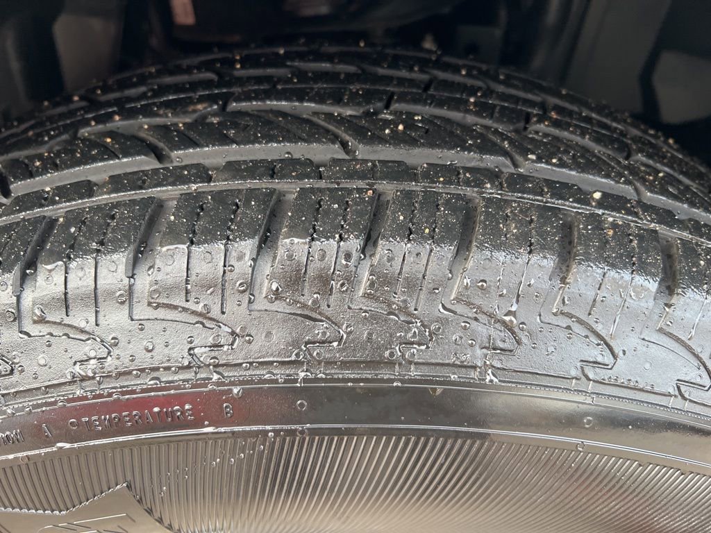 Certified 2024 Nissan Titan SV w/ SV Convenience Package image 39