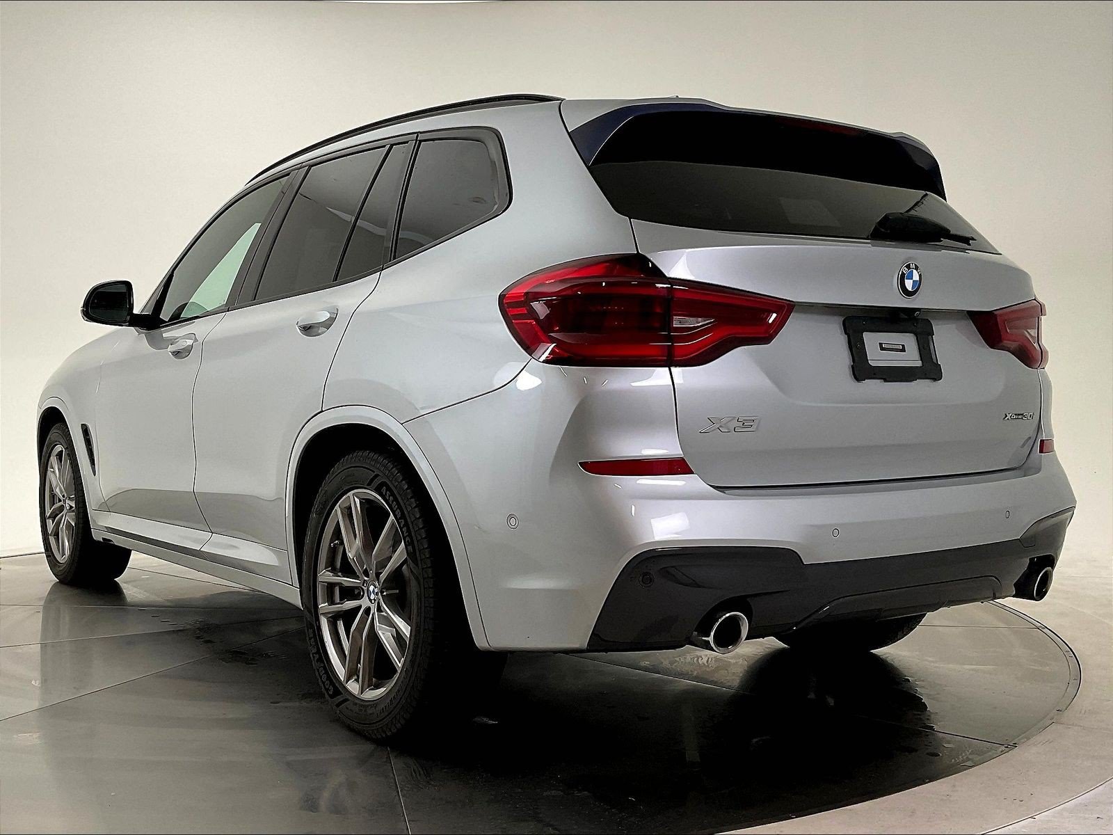 Used 2021 BMW X3 xDrive30i AWD/4WD image 3