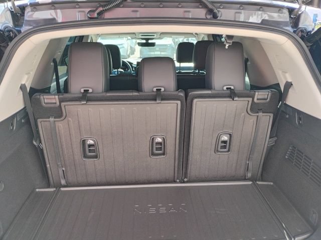 New 2026 Nissan Pathfinder SL w/ Cargo Package AWD/4WD image 9